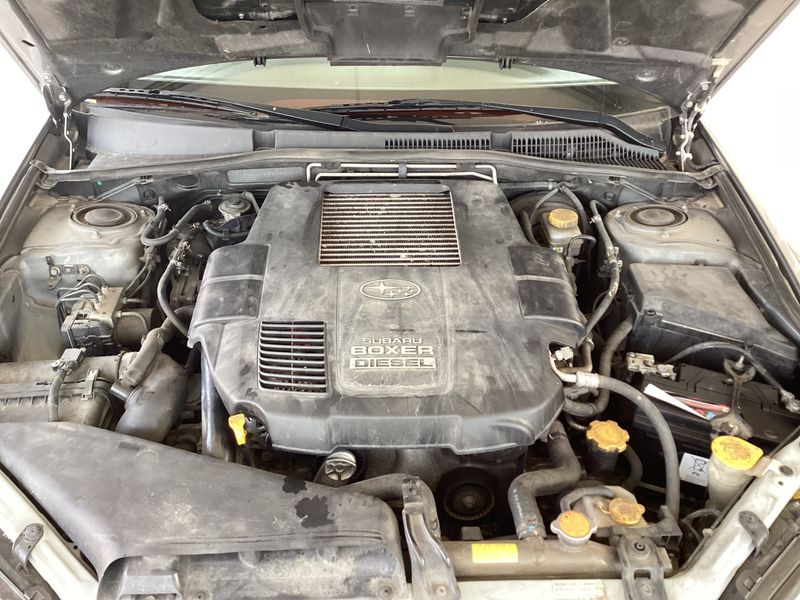 Subaru Legacy 2.0 Diesel Limited Plus 2009 – снимка на щета