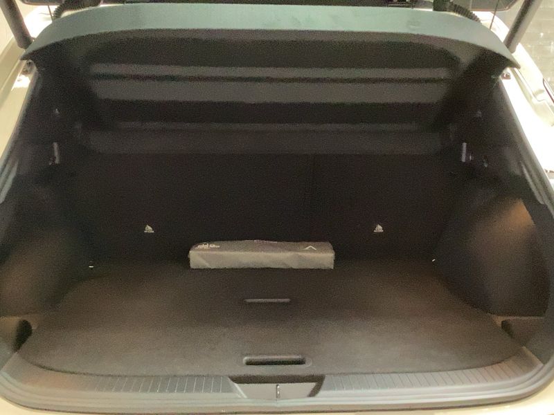Nissan Qashqai 1.3 DIG-T Mild-Hybrid Tekna 2024 – снимка 15