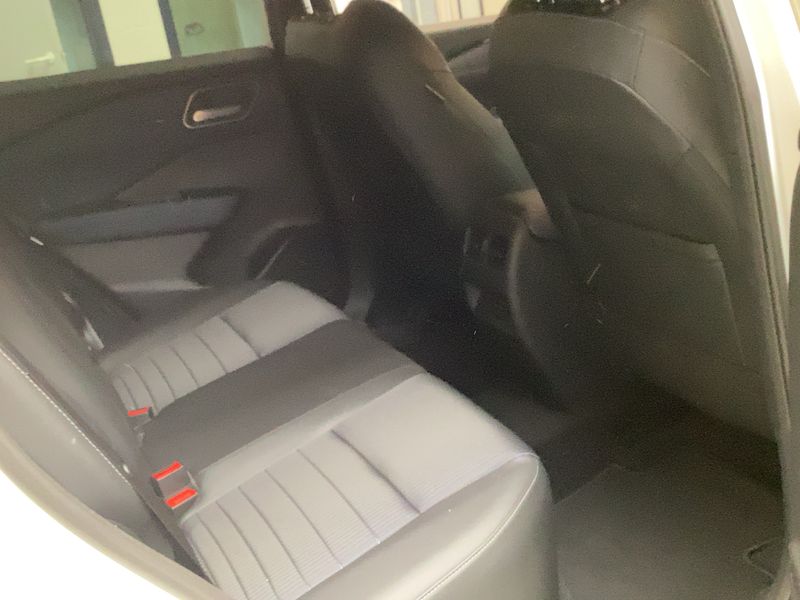 Nissan Qashqai 1.3 DIG-T Mild-Hybrid Tekna 2024 – снимка 19