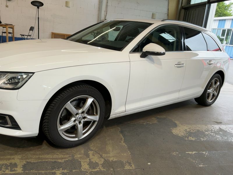 Audi A4 2.0 TDI Design 2016 – снимка 2