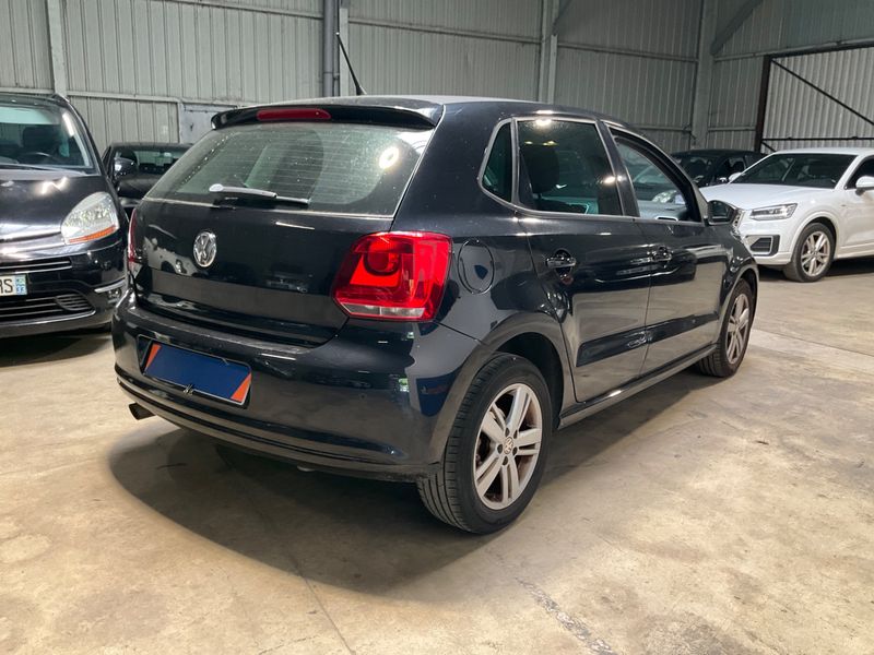 Volkswagen Polo 1.4 FSI Comfortline 2013 – снимка 2