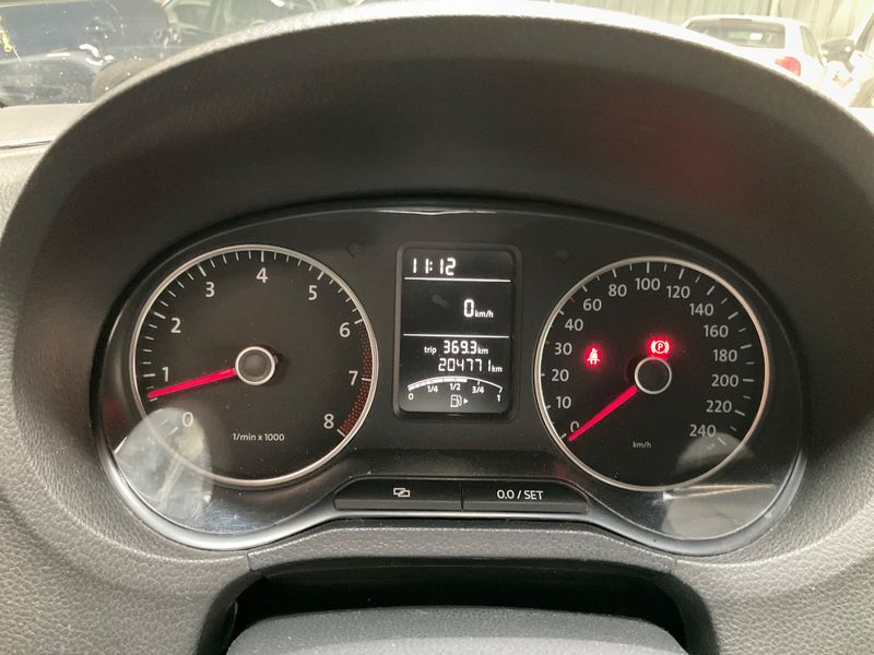 Volkswagen Polo 1.4 FSI Comfortline 2013 – снимка 4