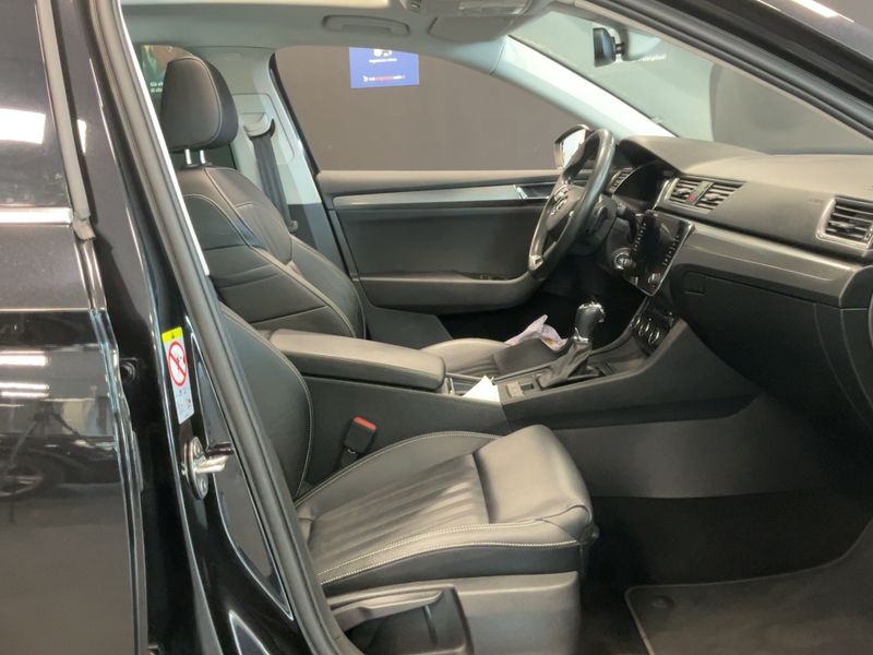 Skoda Superb 2.0 TDI Style 2022 – снимка 16