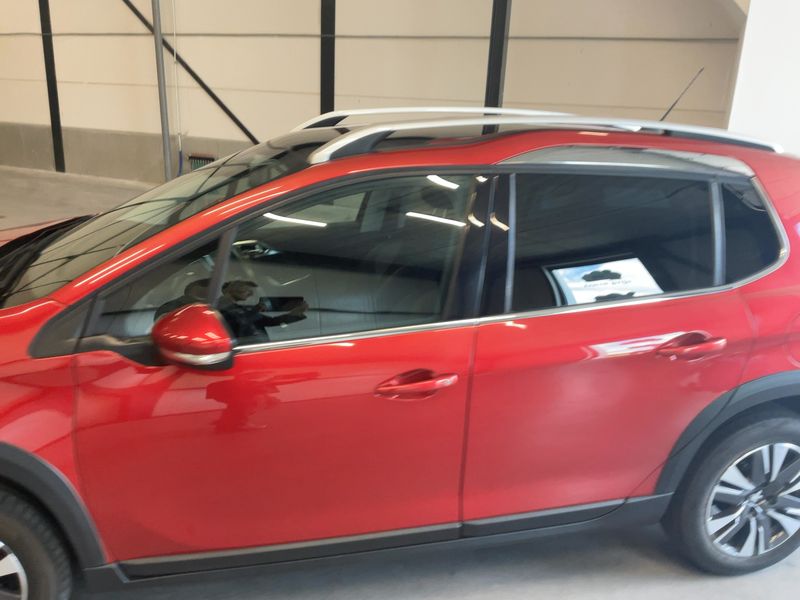 Peugeot 2008 1.2 PureTech Allure 2019 – снимка 4
