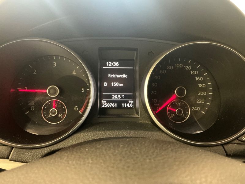 Volkswagen Golf VI 1.6 TDI Highline 2012 – снимка 4