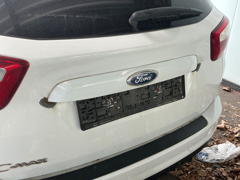 Ford C-Max 2.0 TDCi Trend 2013 – снимка на щета