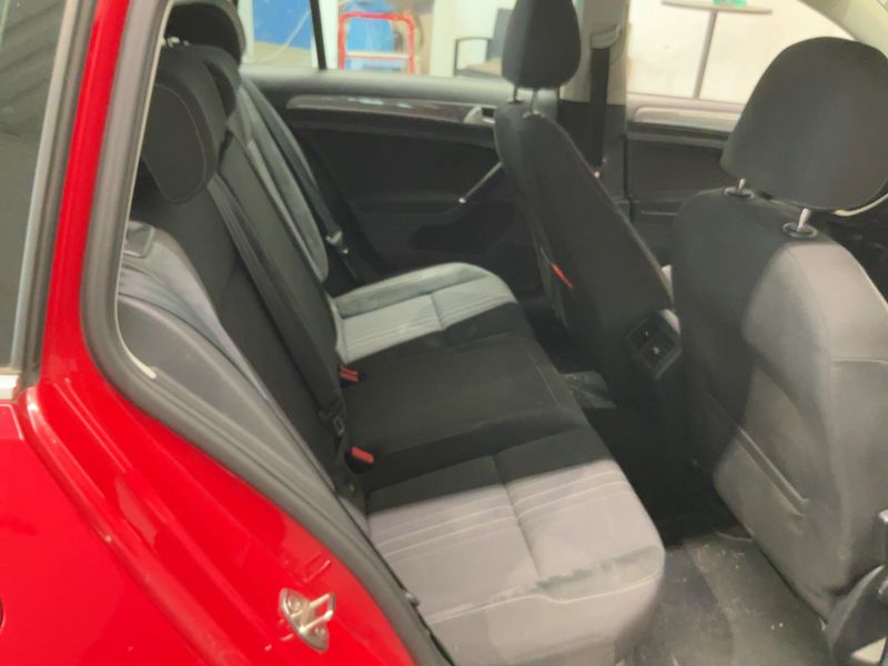 Volkswagen Golf VII 1.6 TDI 4Motion BlueMotion Tech 2015 – снимка 14
