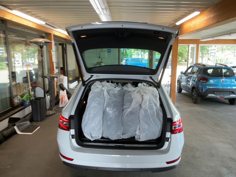 Skoda Superb 2.0 TDI Style 2016 – снимка 16