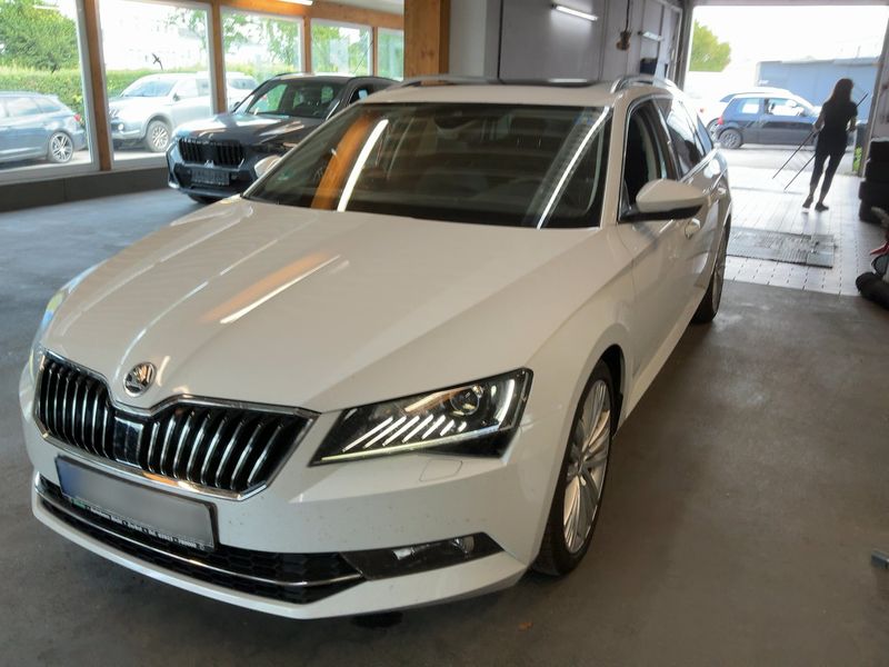 Skoda Superb 2.0 TDI Style 2016 – снимка 1