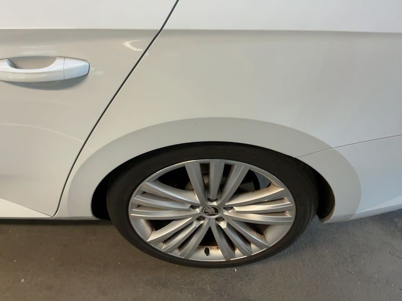 Skoda Superb 2.0 TDI Style 2016 – снимка 5
