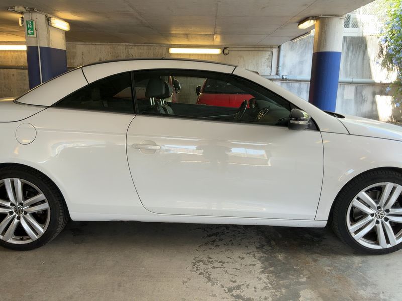 Volkswagen Eos 2.0 TDI BlueMotion Tech 2014 – снимка 10
