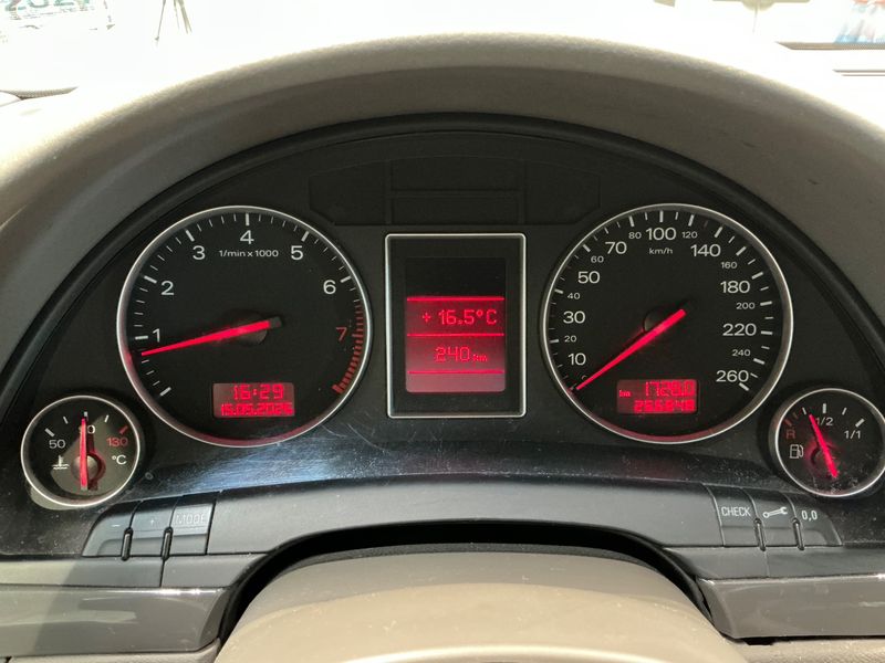 Audi A4 2.0 2003 – снимка 4
