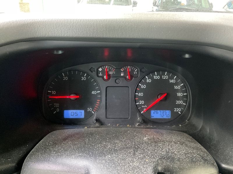 Volkswagen T4 Multivan 2.5 TDI Atlantis 2002 – снимка 18
