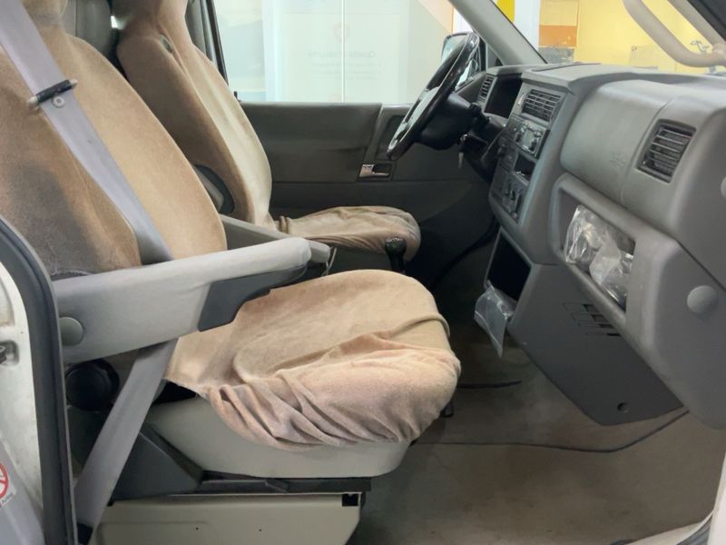 Volkswagen T4 Multivan 2.5 TDI Atlantis 2002 – снимка 16
