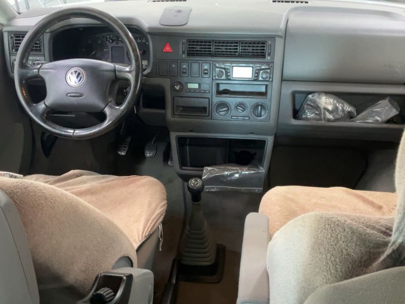 Volkswagen T4 Multivan 2.5 TDI Atlantis 2002 – снимка 17