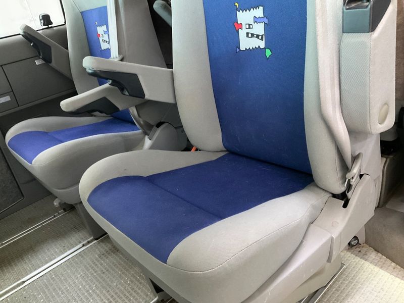 Volkswagen T4 Multivan 2.5 TDI Atlantis 2002 – снимка 40