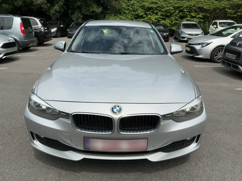 BMW 3er 318d 2014 – снимка на щета