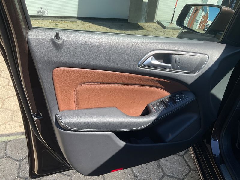 Mercedes-Benz B-Klasse B 200 Style 2018 – снимка 31