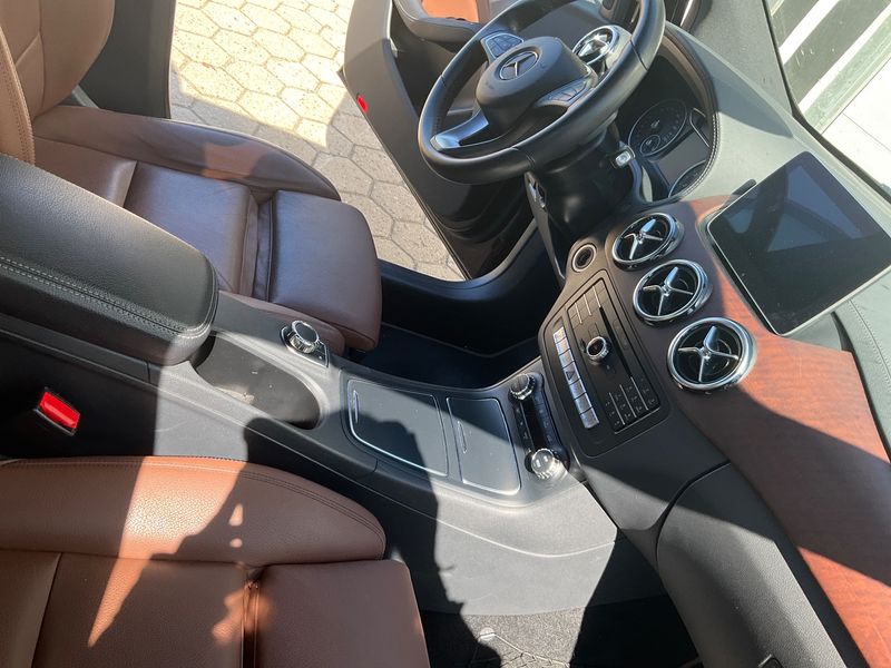 Mercedes-Benz B-Klasse B 200 Style 2018 – снимка 30