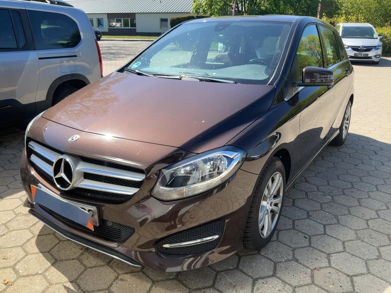 Mercedes-Benz B-Klasse B 200 Style 2018 – снимка 1