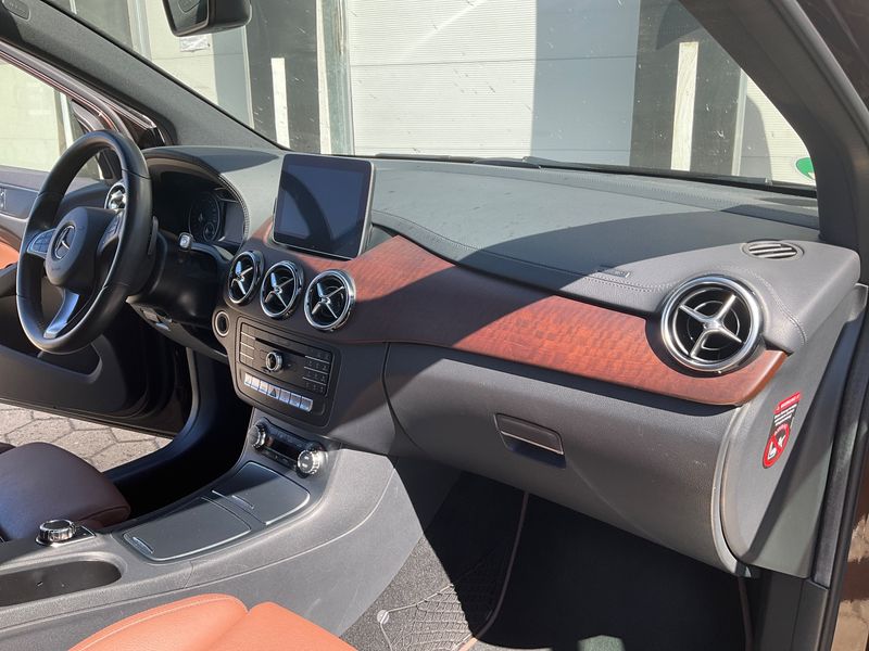 Mercedes-Benz B-Klasse B 200 Style 2018 – снимка 25