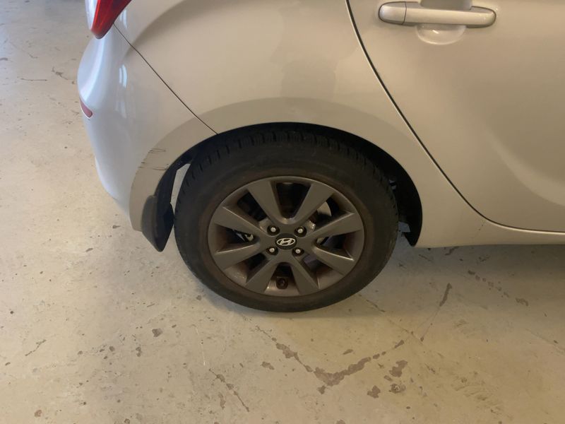 Hyundai i20 1.2 Comfort 2015 – снимка 9