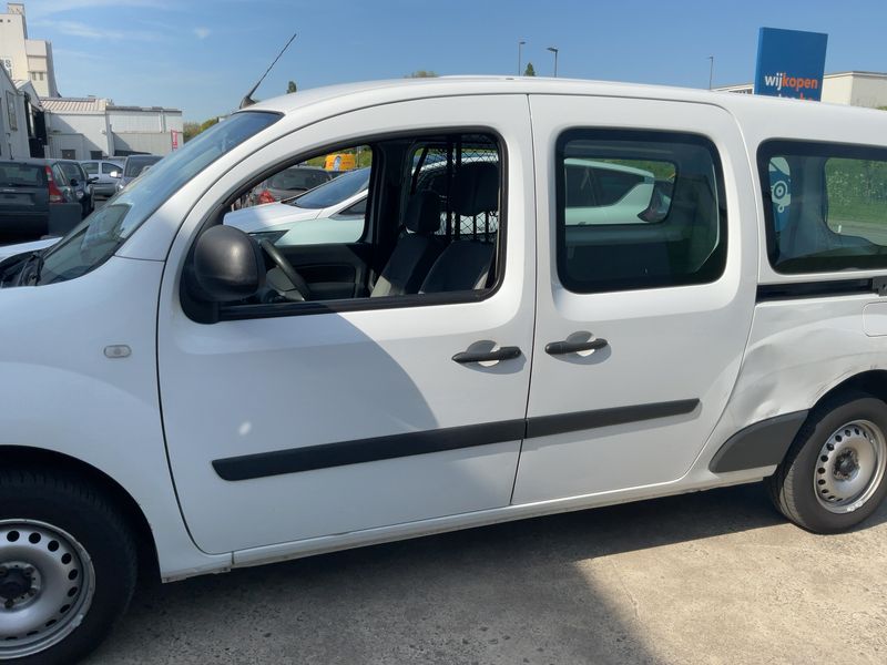 Renault Kangoo 1.5 BLUE dCi Rapid Maxi Extra 2021 – снимка 4