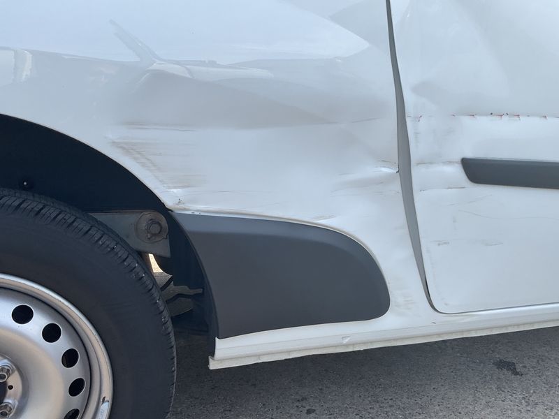 Renault Kangoo 1.5 BLUE dCi Rapid Maxi Extra 2021 – снимка 23