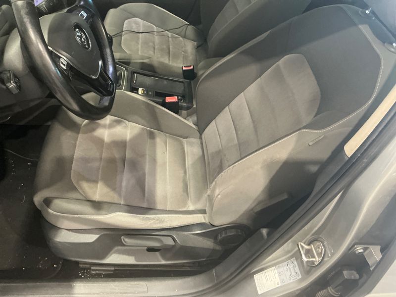 Volkswagen Golf VII 2.0 TDI Carat BlueMotion Tech 2013 – снимка 25