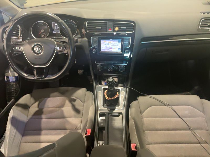 Volkswagen Golf VII 2.0 TDI Carat BlueMotion Tech 2013 – снимка 12