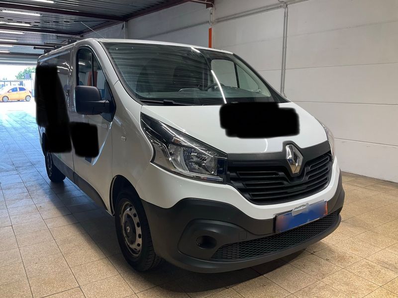 Renault Trafic 1.6 dCi L1H1 2,7t Komfort 2018 – снимка 12