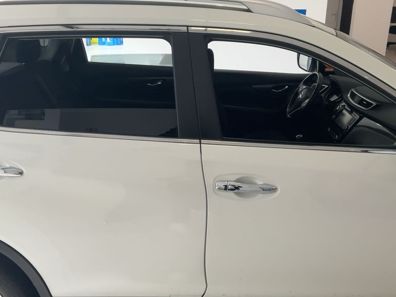 Nissan X-Trail 1.6 dCi Connect 4x4 2015 – снимка 10