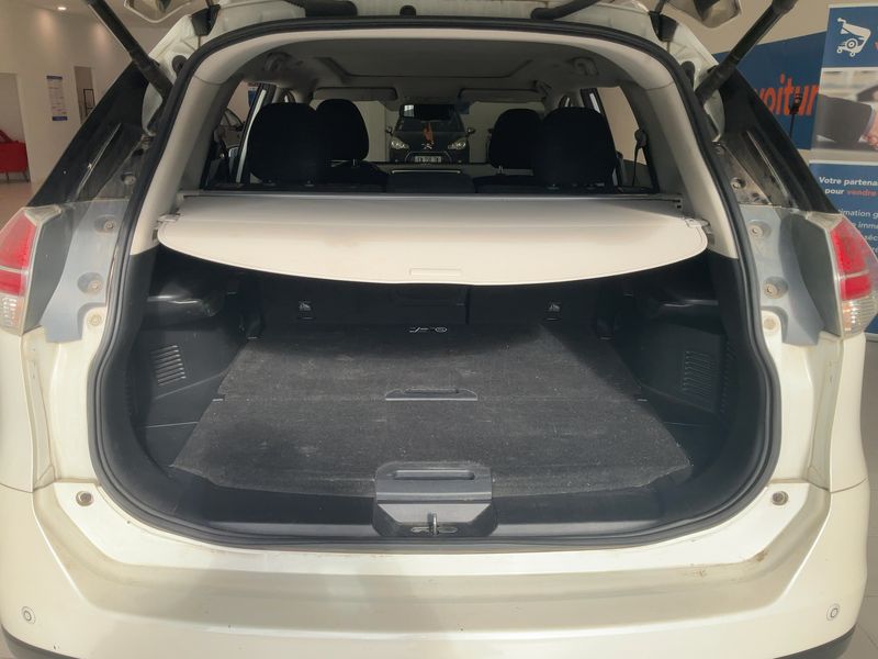 Nissan X-Trail 1.6 dCi Connect 4x4 2015 – снимка 15