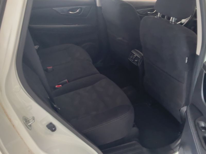 Nissan X-Trail 1.6 dCi Connect 4x4 2015 – снимка 19