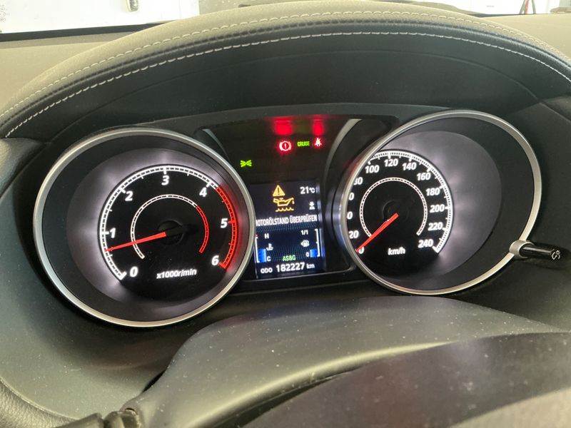 Mitsubishi Outlander 2.2 DI-D XTRA 2WD 2011 – снимка 4