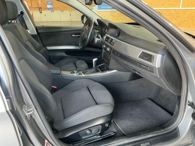 BMW 3er 320d xDrive 2010 – снимка 3