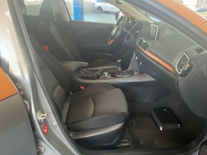Mazda 3 2.0 Sports-Line 2014 – снимка 17