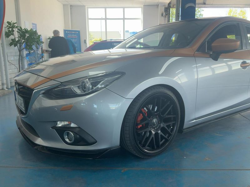 Mazda 3 2.0 Sports-Line 2014 – снимка 2