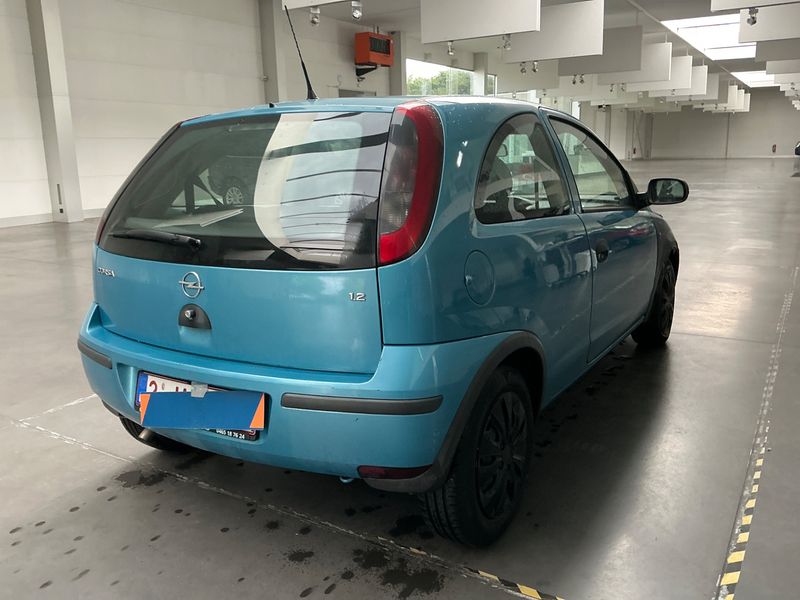 Opel Corsa 1.2 Essentia 2004 – снимка 2