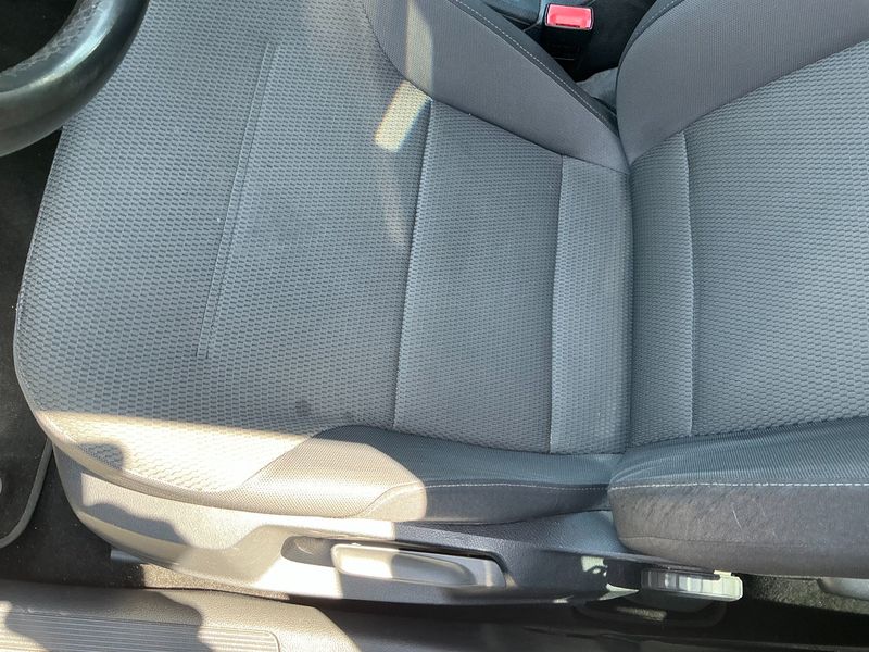 Volkswagen Golf VII 1.6 TDI Business BlueMotion Tech 2016 – снимка 26