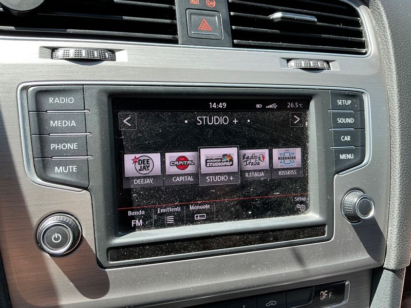 Volkswagen Golf VII 1.6 TDI Business BlueMotion Tech 2016 – снимка 30