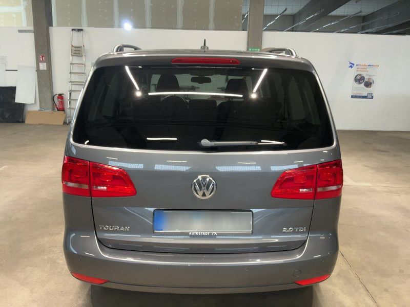 Volkswagen Touran 2.0 TDI Comfortline 2011 – снимка 5