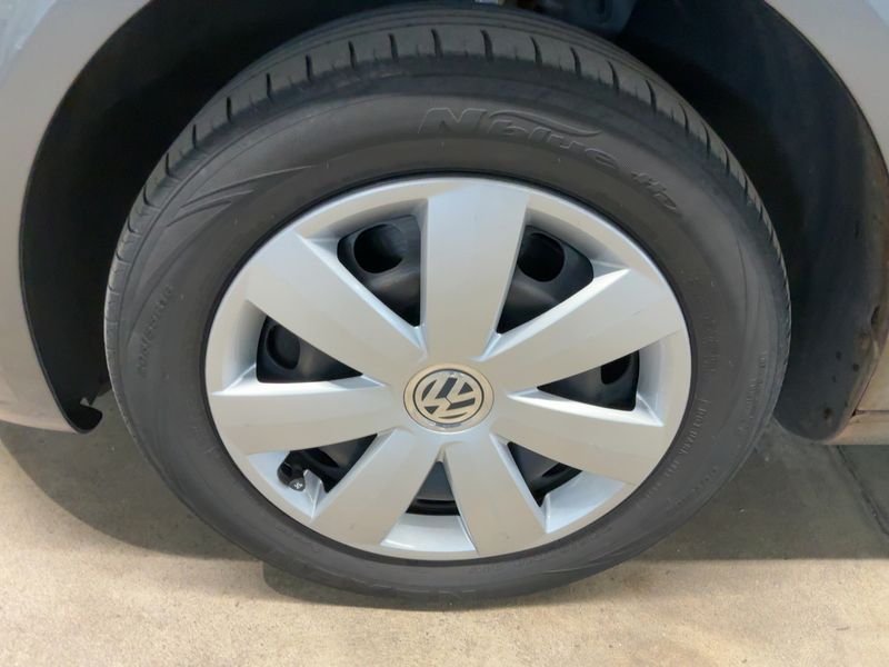 Volkswagen Touran 2.0 TDI Comfortline 2011 – снимка 16
