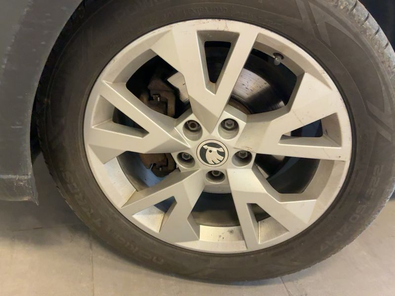 Skoda Octavia 2.0 TDI Scout 4x4 2016 – снимка 3