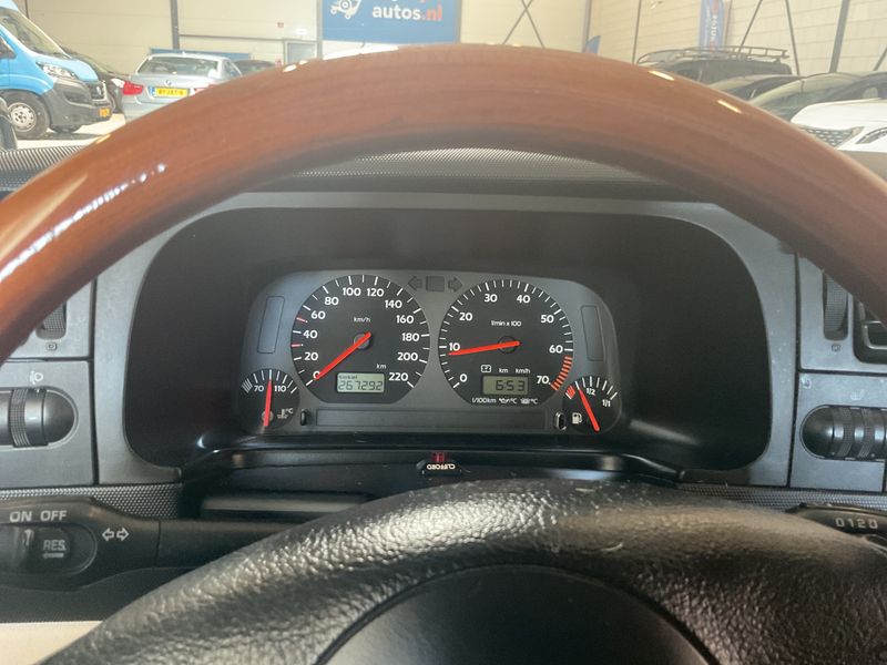 Volkswagen Golf III 2.0 Classicline 2001 – снимка 4