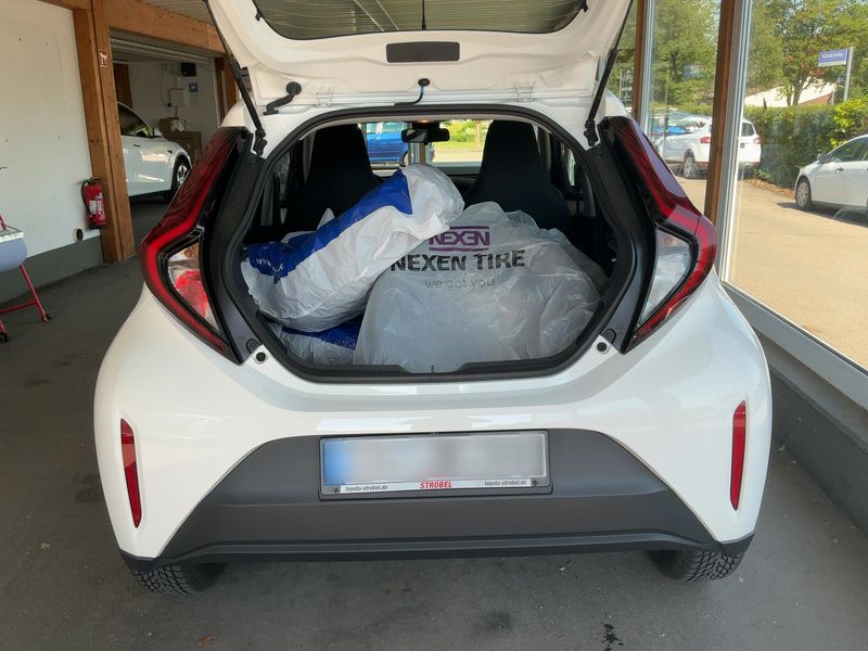 Toyota Aygo X 1.0 Play 2023 – снимка 16