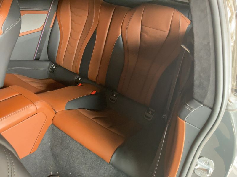 BMW 8er M850i xDrive 2019 – снимка 19