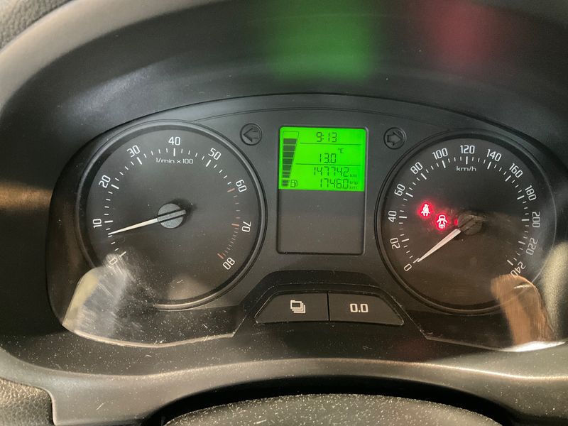 Skoda Fabia 1.2 TSI Classic 2011 – снимка 4