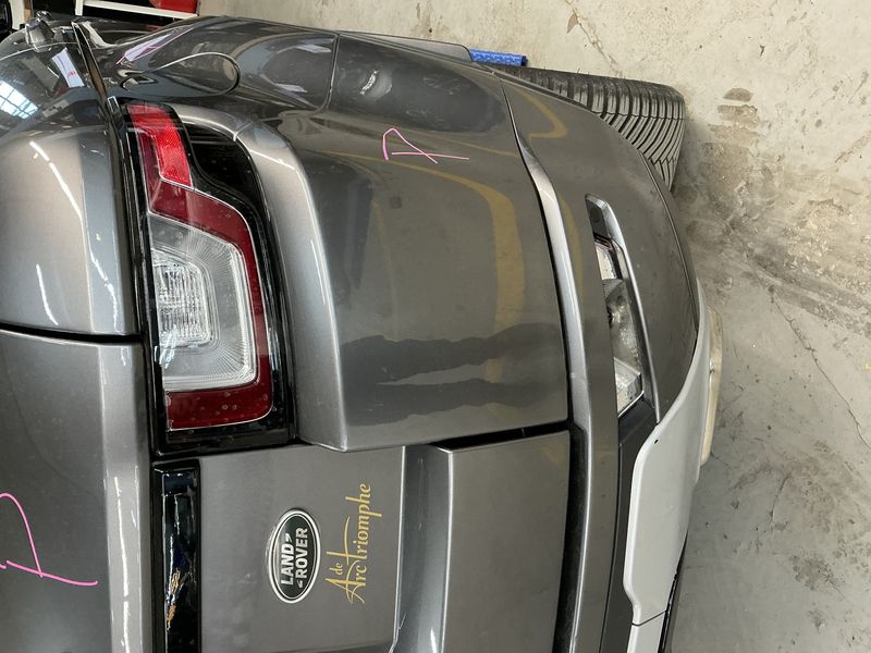 Land Rover Evoque 2.0 Sd4 HSE Dynamic 2018 – снимка 31