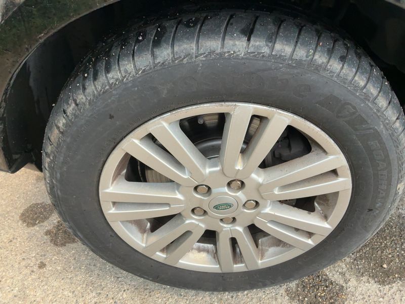 Land Rover Discovery 4 3.0 TD V6 TDV6 SE 2011 – снимка 3